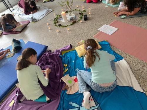 Bild Achtsamkeit; copyright Stadtbibliothek Bild Achtsamkeit; copyright Stadtbibliothek